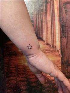Bilee Yldz Dvmesi / Star Tattoo
