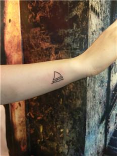 Minimal Yelkenli Dvmesi / Minimal Simple Sailboat Tattoo