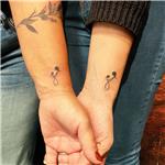 anne-kiz-sonsuzluk-dovmesi---mom-and-daughter-infinity-tattoo