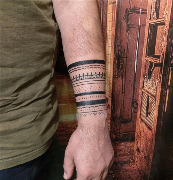 Erkek Ust Kol Bandi Dovmesi Man Upper Arm Armband Tattoo Kol Bandi Dovmesi Kol Bandi Kol Bandi Dovme