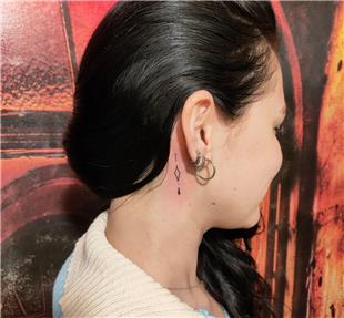 Kulak Arkasna Dvme / Behind the Ear Tattoo