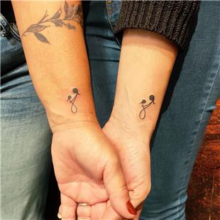 Anne Kz Sonsuzluk Dvmesi / Mom and Daughter Infinity Tattoo